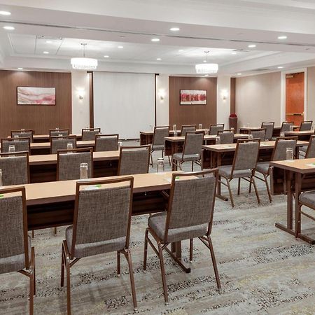 Courtyard By Marriott Portsmouth Hotel Екстериор снимка